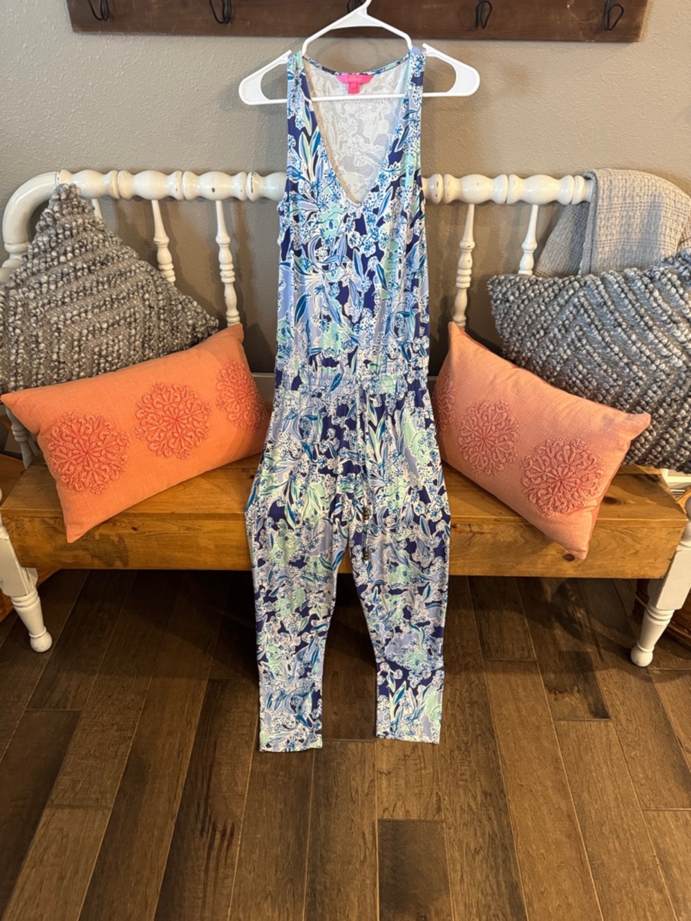 Lilly Pulitzer EUC Pink Label Blue and White Floral jumper